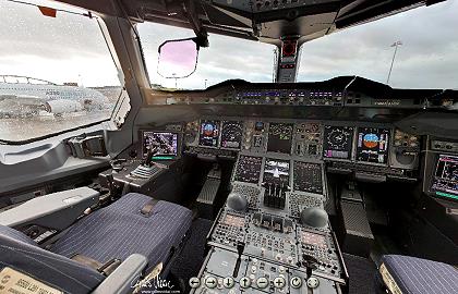 Cockpit Screenshot