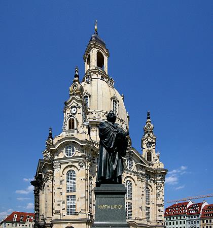 Lutherdenkaml mit Frauenkirche