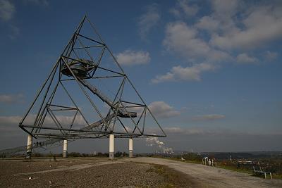 Tetraeder mit Panoramablick